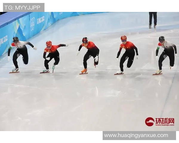 中国选手包揽短道速滑世界杯前三 全场欢呼震撼激昂